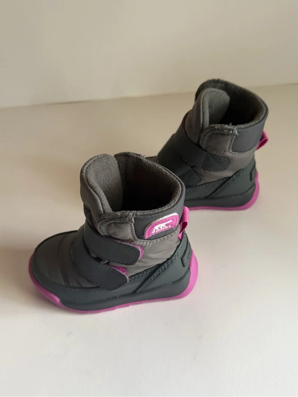 Sorel kids  Grey and Pink winter Insulated Snow Boots Size 5